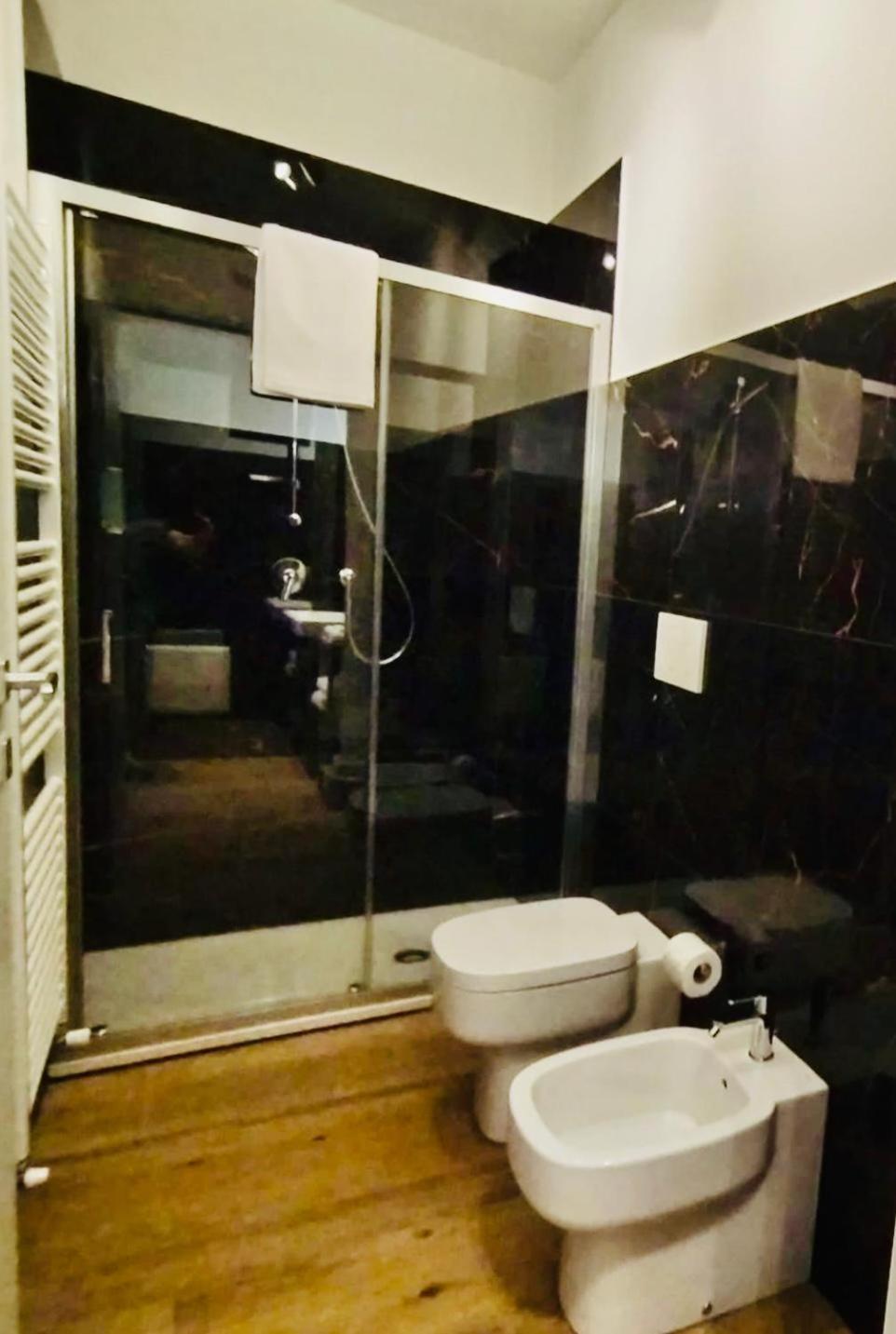 Hh Hermoso Housing 阿斯蒂 外观 照片