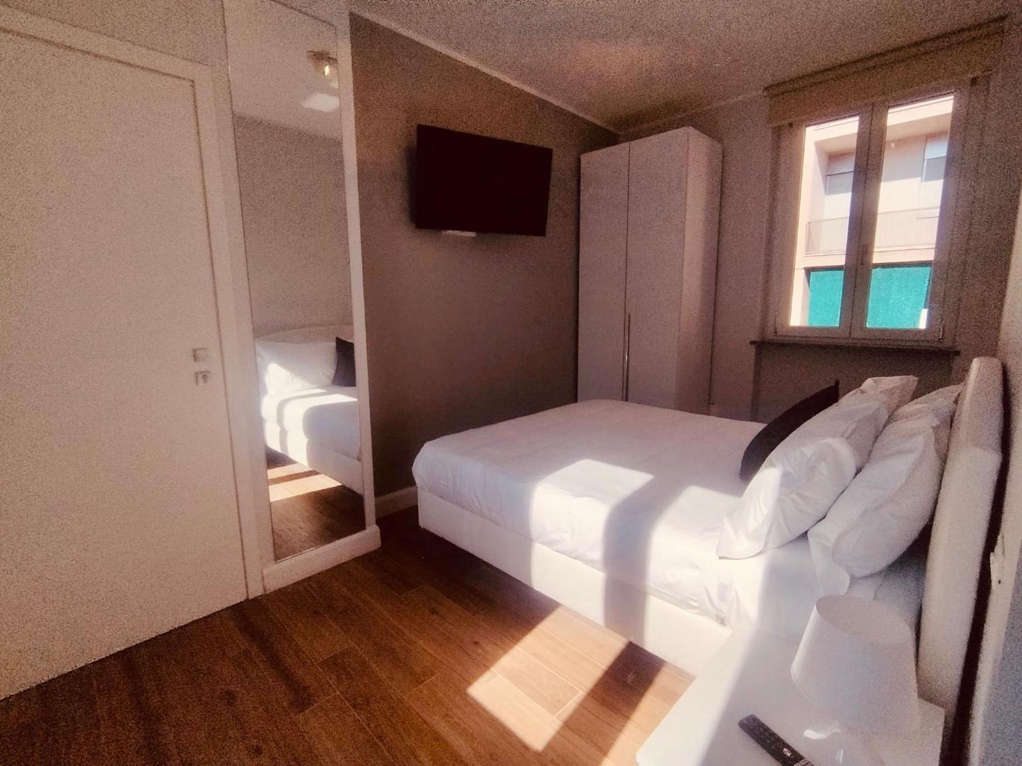 Hh Hermoso Housing 阿斯蒂 外观 照片